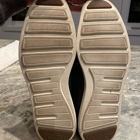 Men’s Cole Haan Sneakers in Grey Size: 8 - Picture 2 of 7